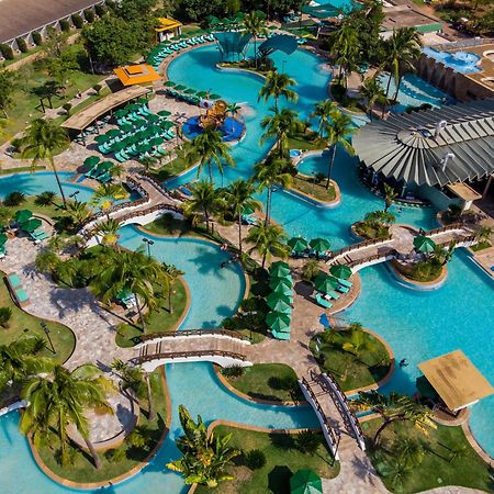 Blue Tree Thermas De Lins Resort Luaran gambar Aerial view of the water park