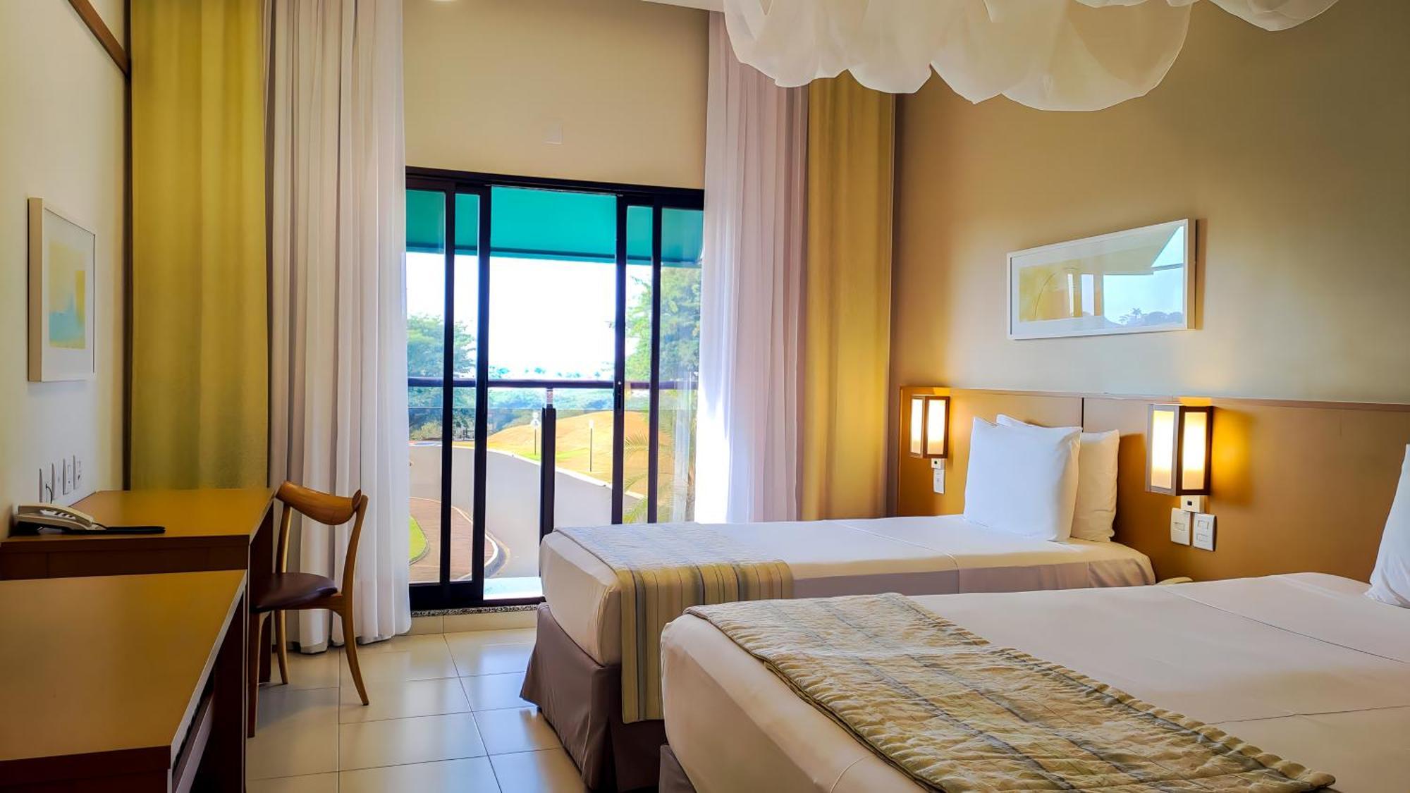 Blue Tree Thermas De Lins Resort Luaran gambar A room at the hotel